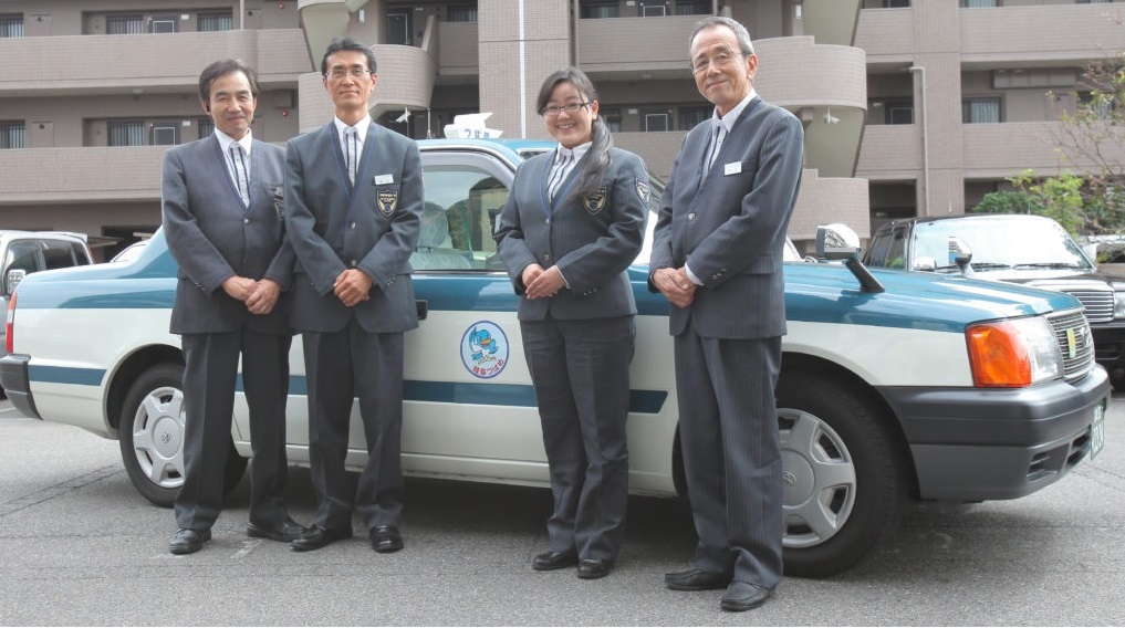先輩社員写真